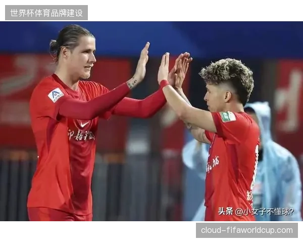 河南队在客场战胜天津津门虎，为球队在保级路途上增添了宝贵的积分